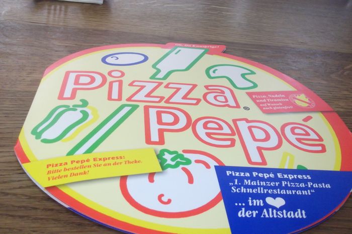 Hunger war zu groß - kein Foto von den Gerichten, aber die witzige Speisekarte der Pizzeria Pepé