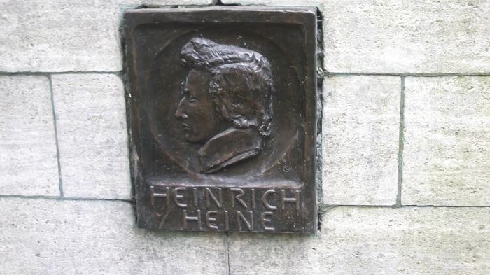 Heine-Denkmal