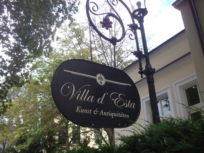 Villa d'Esta Kunst und Antiquitäten