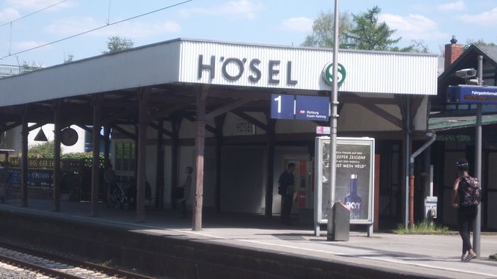 Bahnhof Hösel