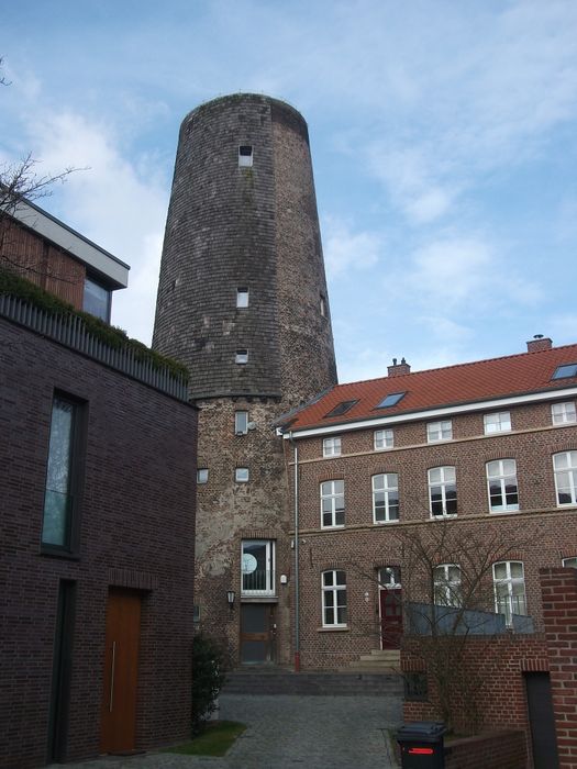 die ehemalige Mühle, die der Straße ihren Namen gab