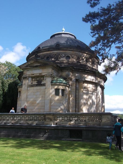 Nutzerbilder Mausoleum von Carstenjen Bad Godesberg