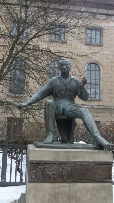 Heinrich Heine-Denkmal an der Humboldt-Universität