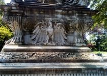 Bild zu Kriegerdenkmal im Hofgarten