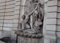 Bild zu Prometheus-Wandbrunnen am Hauptgebäude der Universität der Künste