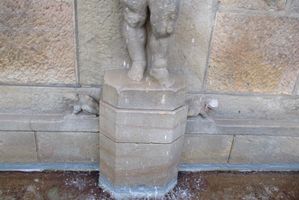 Bild zu Brunnen am historischen Bürgerhaus Langenberg