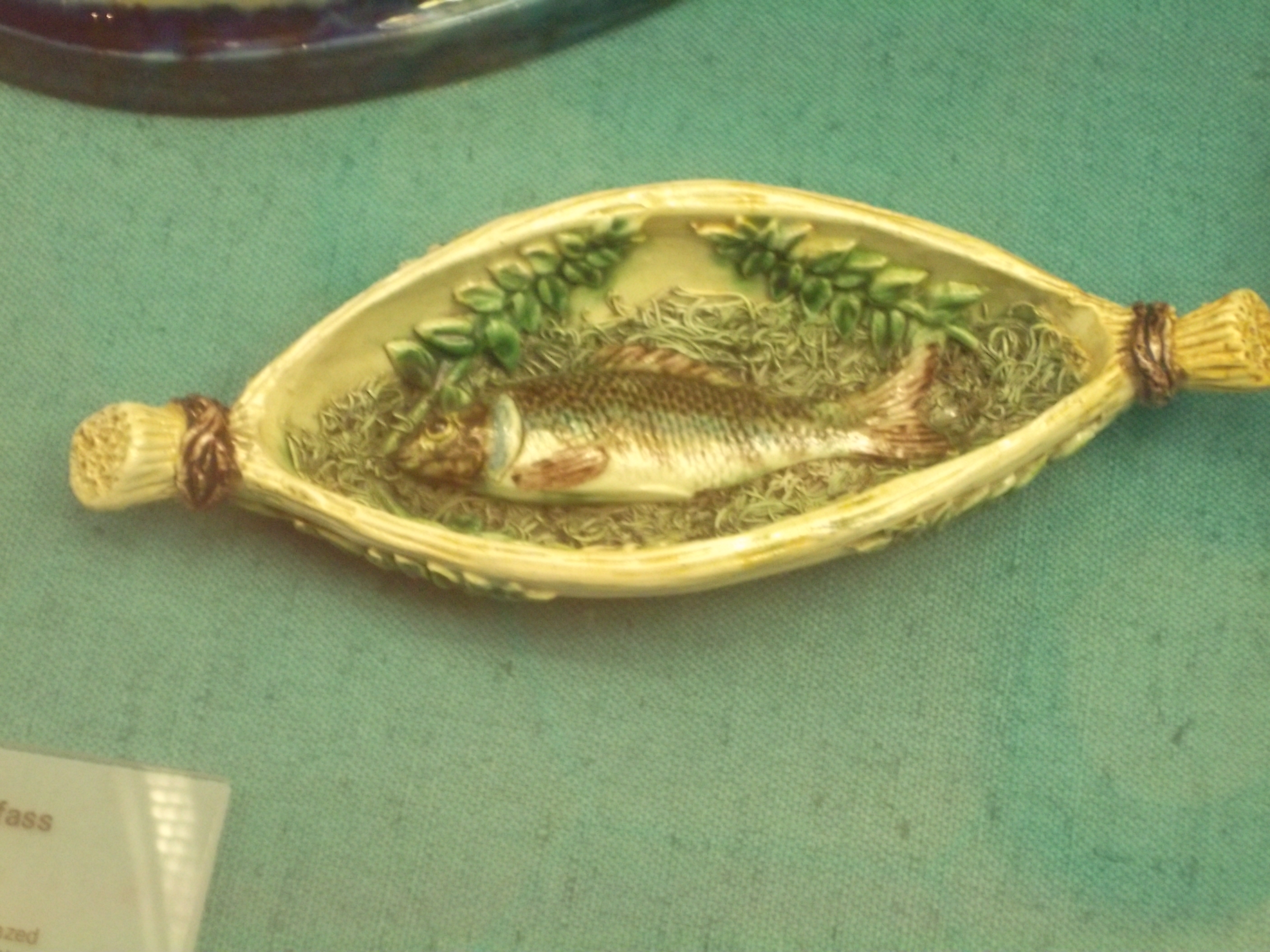 Kunstgewerbe:dekorative Fischplatte