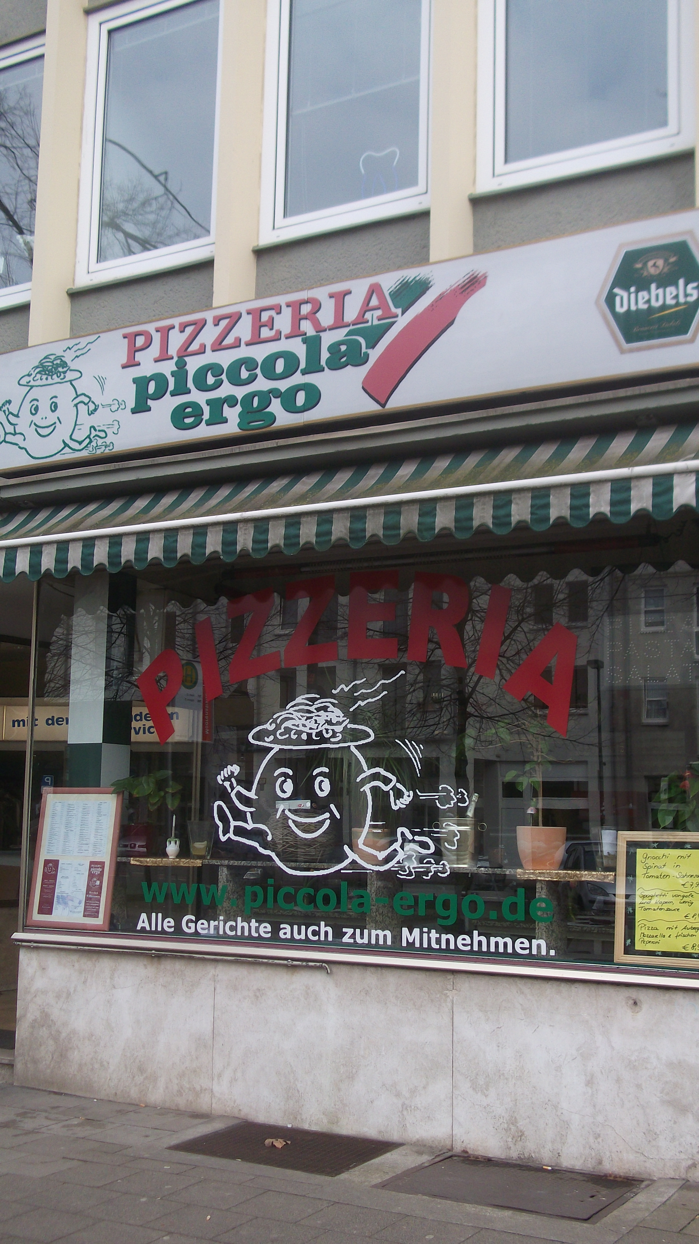 Bild 1 Pizzeria Piccola Ergo in Düsseldorf
