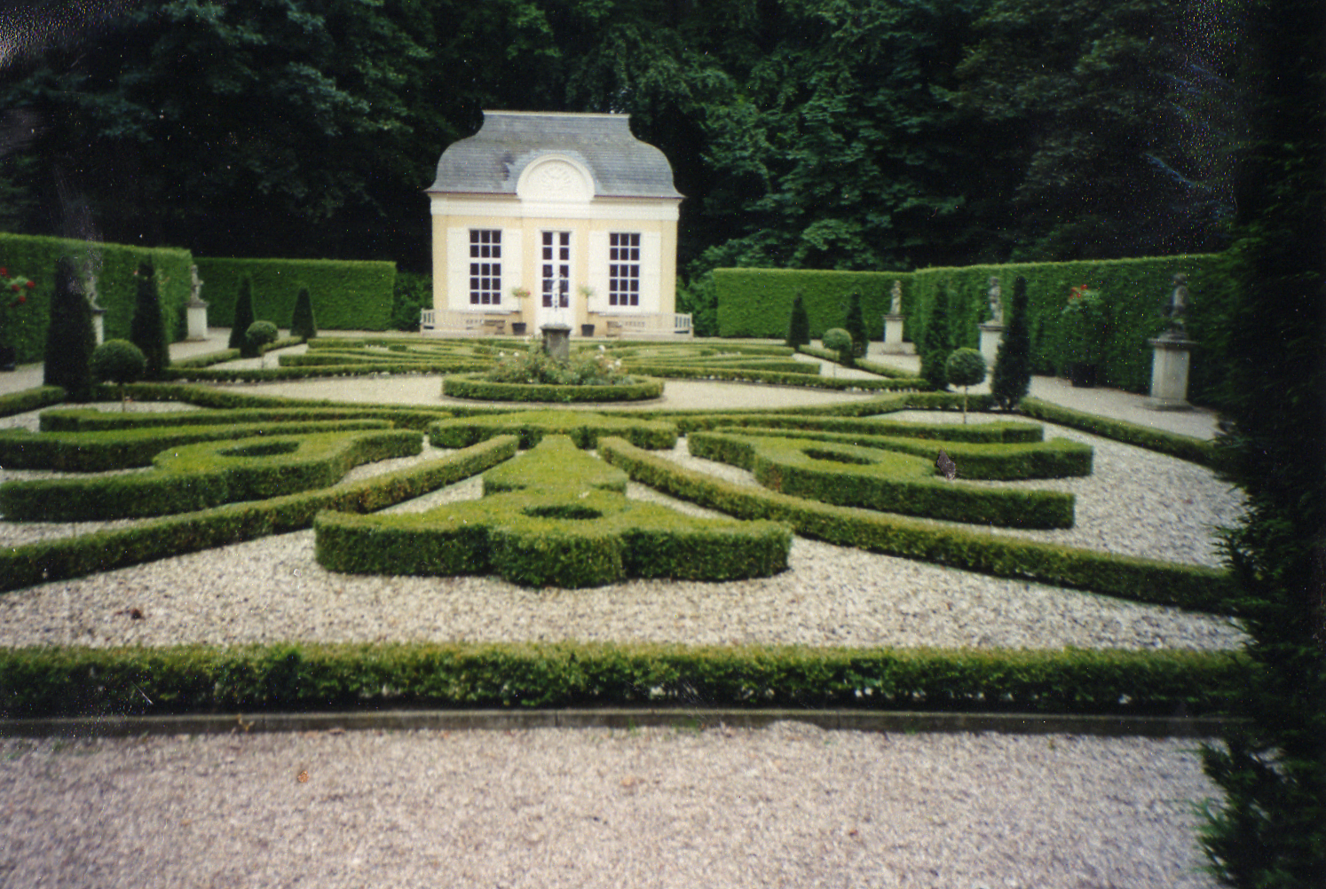 ein intimer Barockgarten - heute f&uuml;r Besucher nicht mehr offen, da es als Privatgrund deklariert wird!