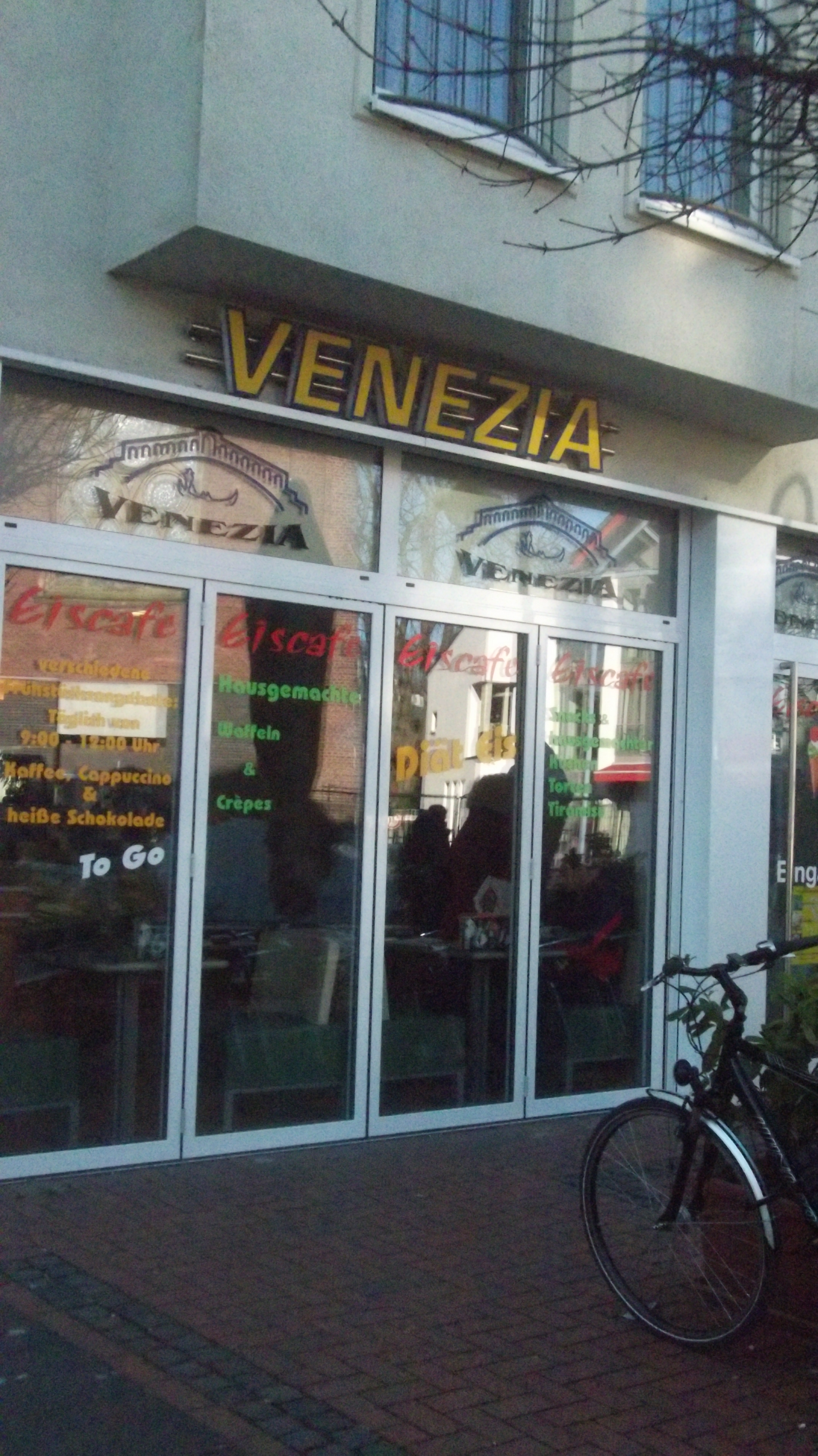 Bild 1 Eiscafe Venezia Gerbino u. Reccavallo GbR in Hilden