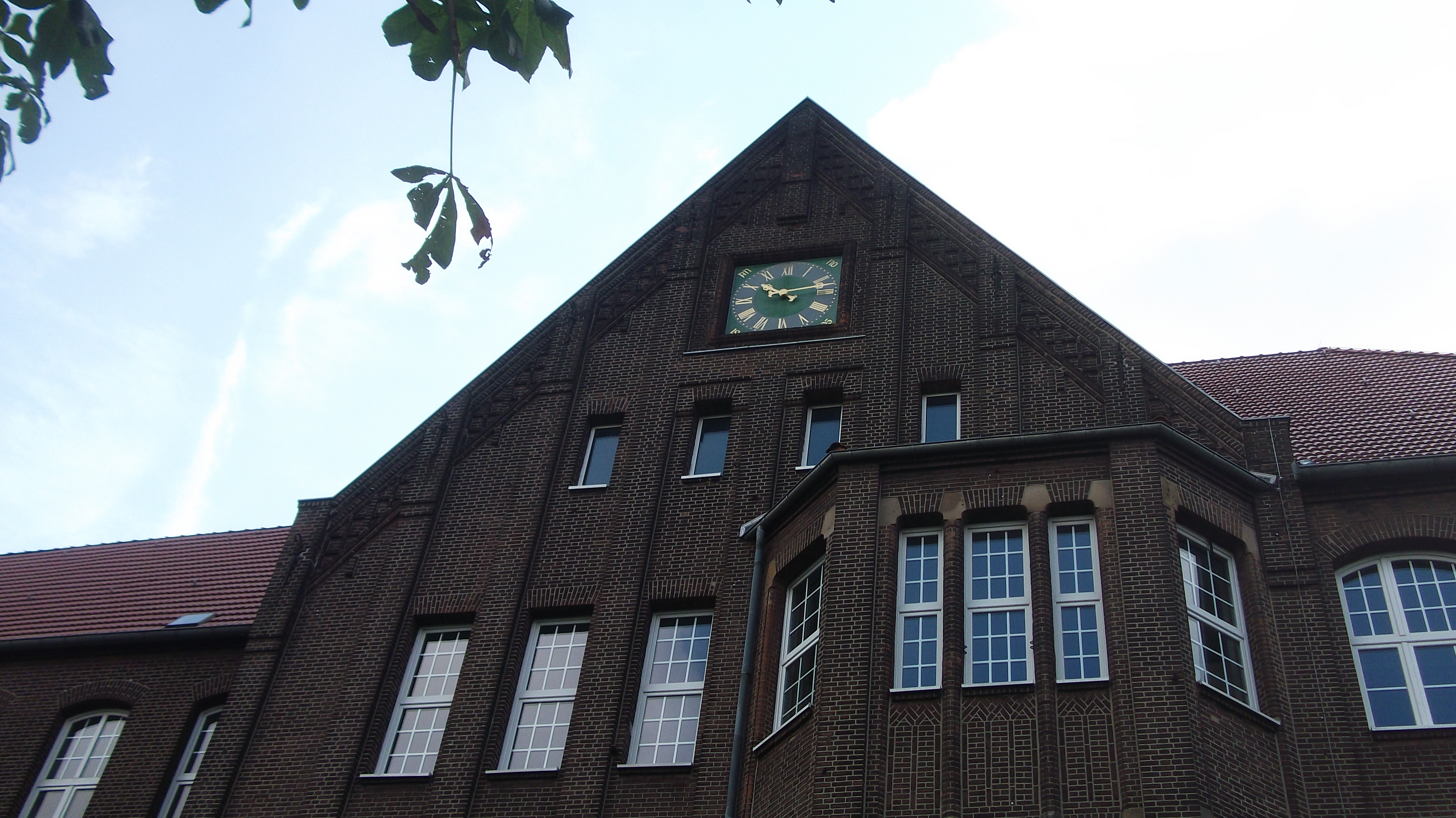 Bild 9 Leibniz-Gymnasium in Essen