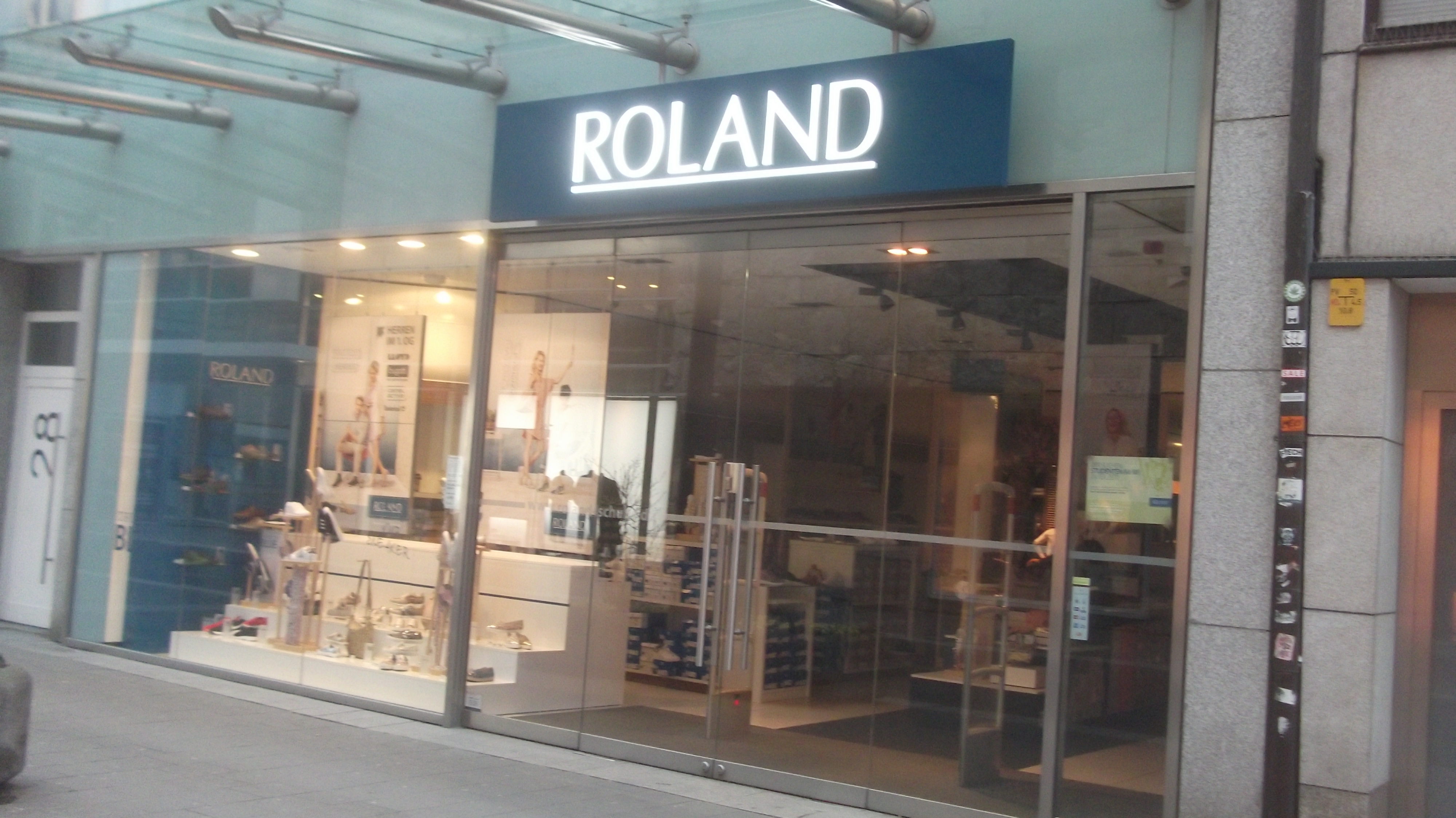 Bild 1 Roland-Schuhe in Düsseldorf