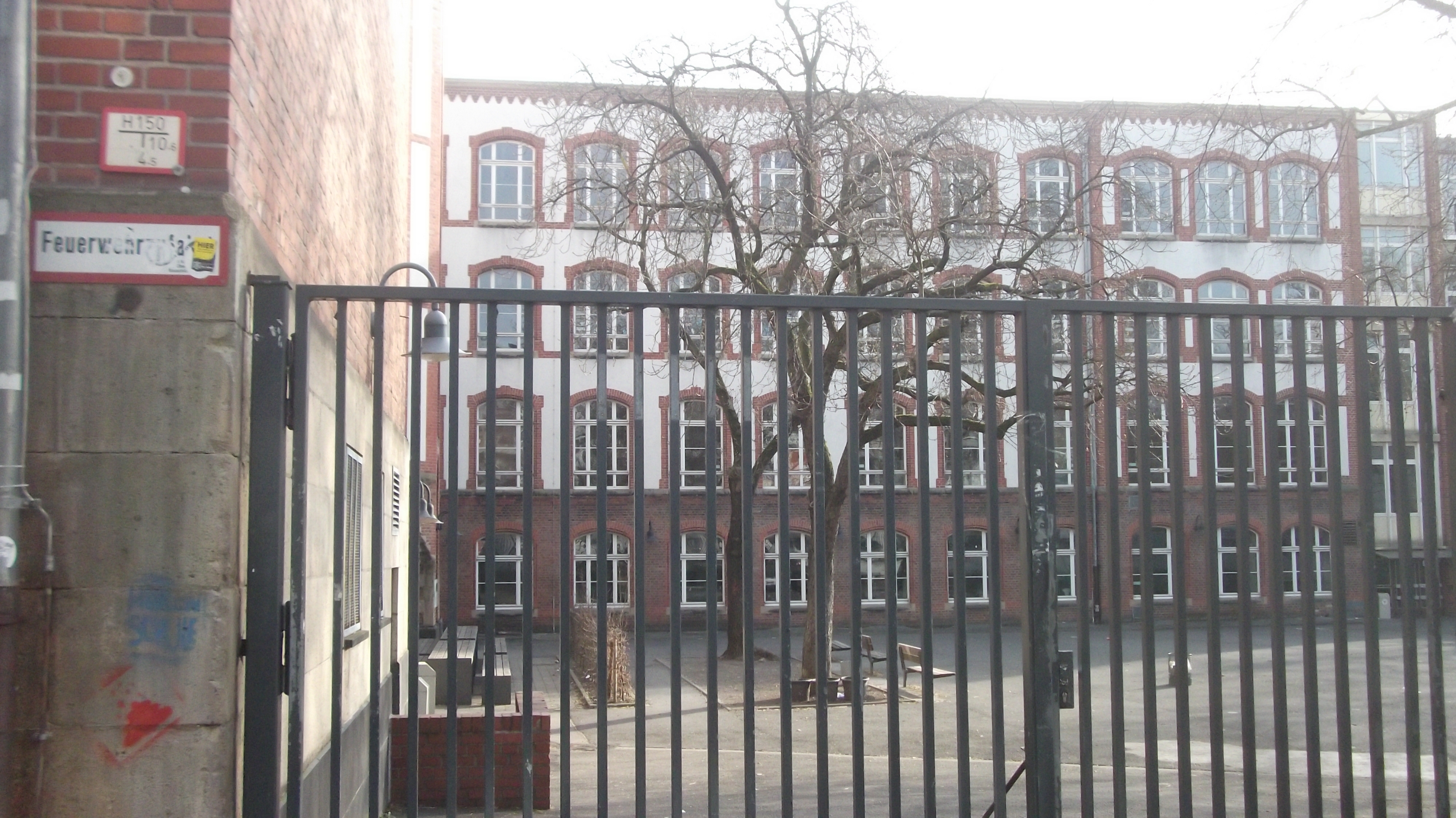 Bild 1 Städt. Hansa-Gymnasium in Köln