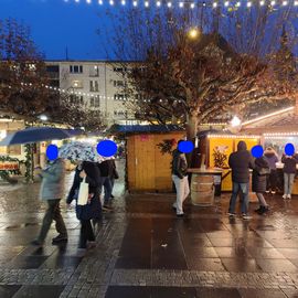 Weihnachtsmarkt vor der Frankfurter Paulskirche