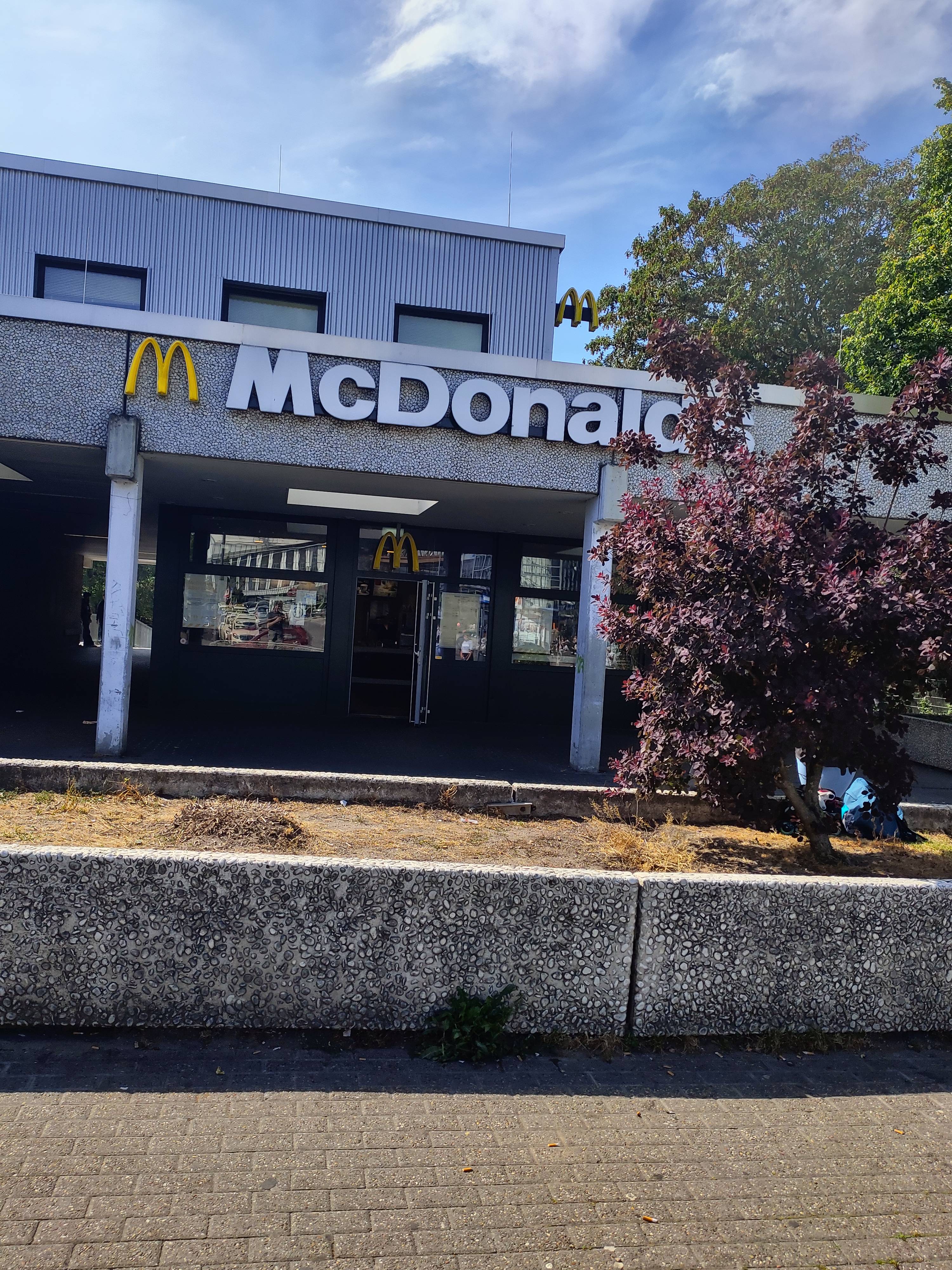 Bild 8 McDonald's in Wuppertal