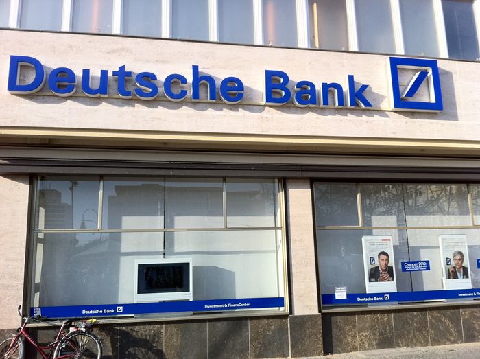 Nutzerbilder Deutsche Bank Geldautomat, Deutsche Bank AG u. Cash Group