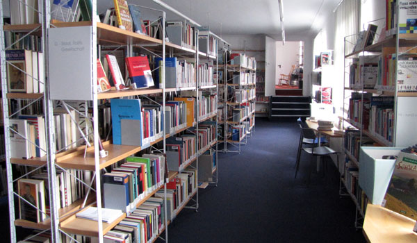 Bild 2 Stadtbücherei in Walldorf