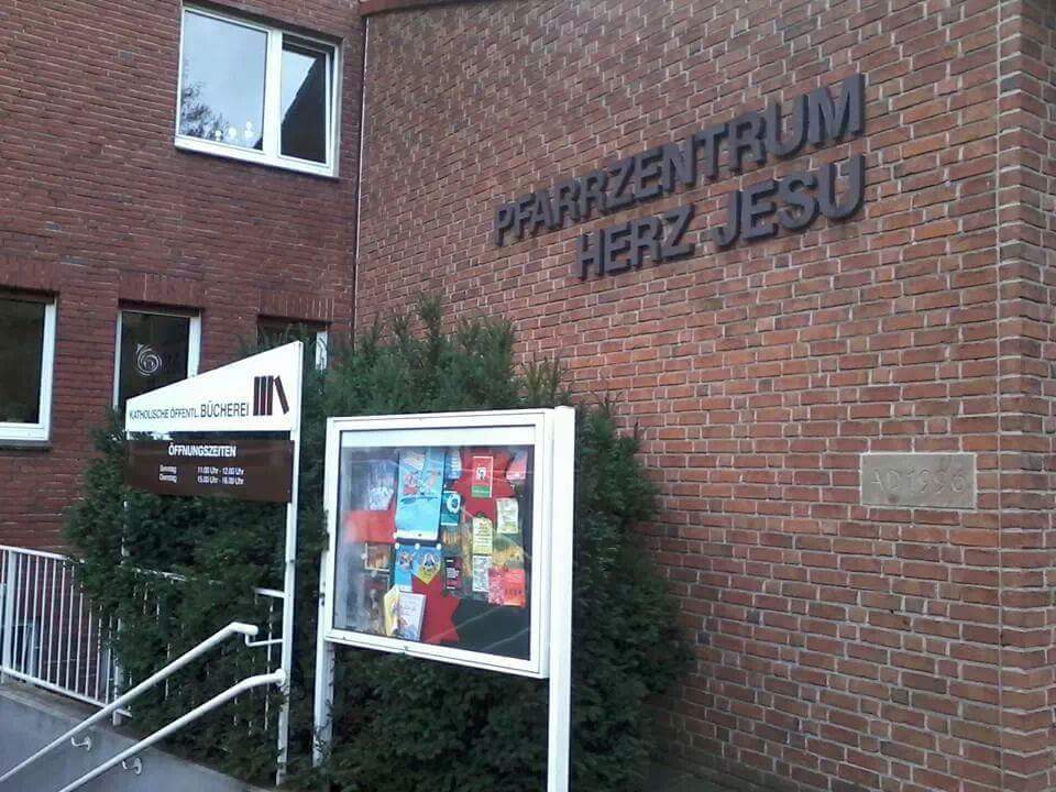 Bild 1 Pfarrzentrum Herz-Jesu in Gelsenkirchen
