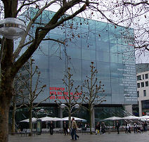 Bild 3 Cube in Stuttgart