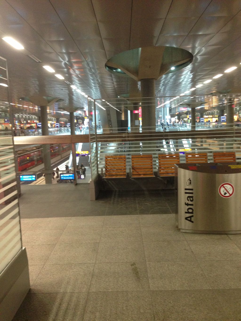 Nutzerfoto 43 HANS IM GLÜCK - BERLIN Hauptbahnhof