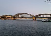 Bild zu Hohenzollernbrücke Köln