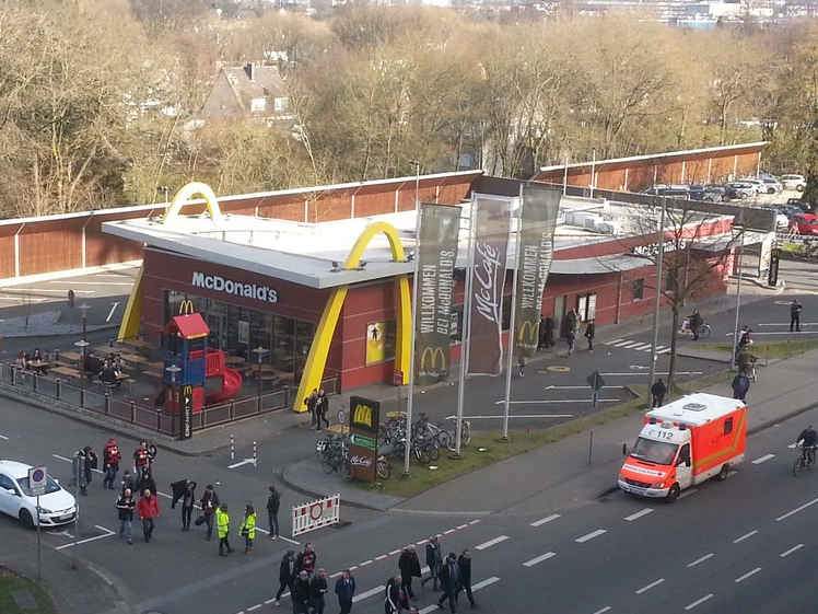 Bild 2 McDonald's Restaurant Team H.M. GmbH in Leverkusen
