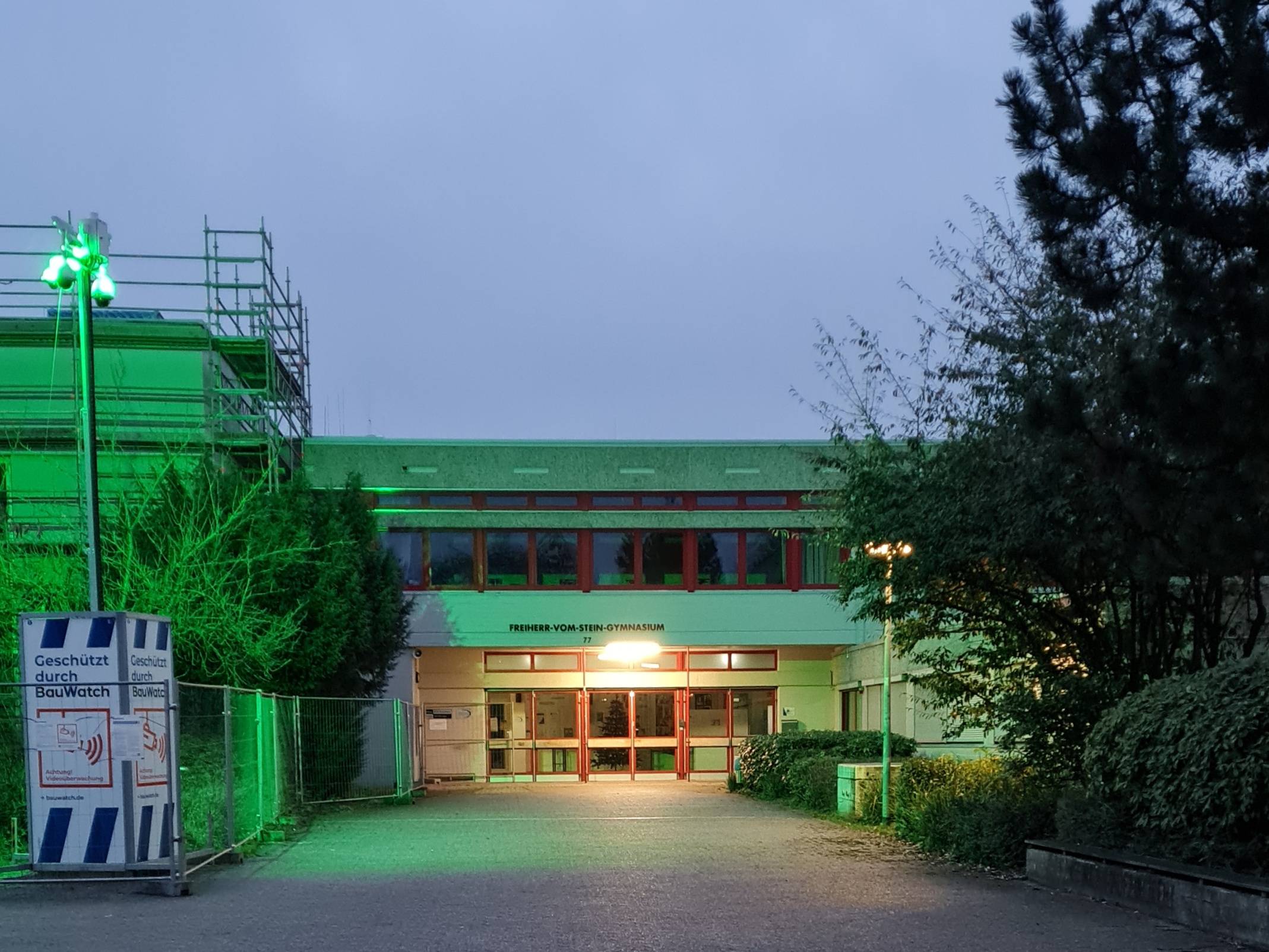 Bild 1 Freiherr-vom-Stein-Gymnasium in Leverkusen