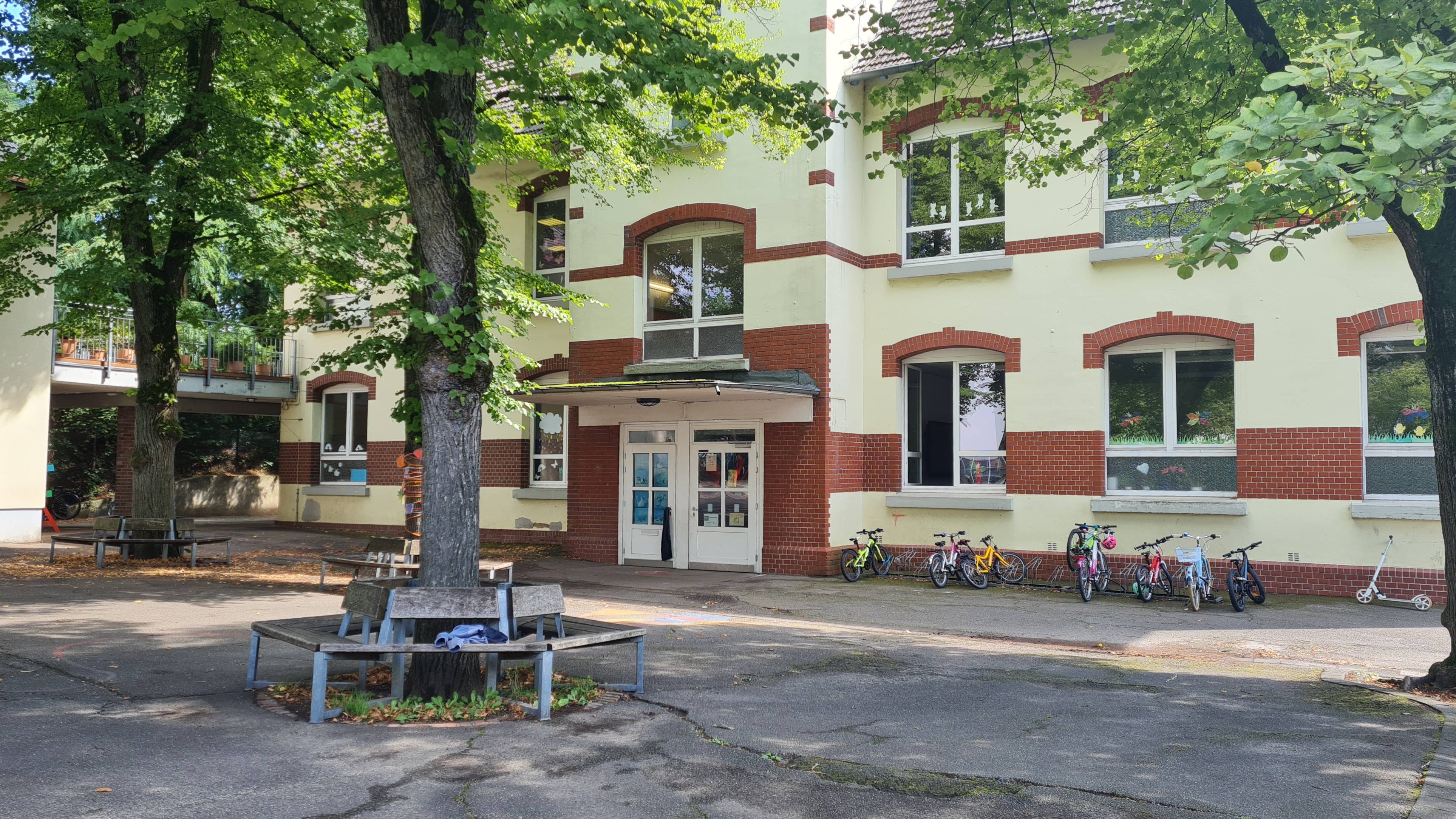 Bild 2 Gezelinschule Kath. Grundschule in Leverkusen