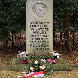 Denkmal für die polnischen Opfer