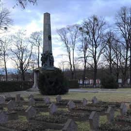 Sowjetischer Ehrenfriedhof Bassinplatz in Potsdam