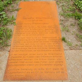 Sowjetischer Ehrenfriedhof und Ehrenmal Burg in Burg bei Magdeburg