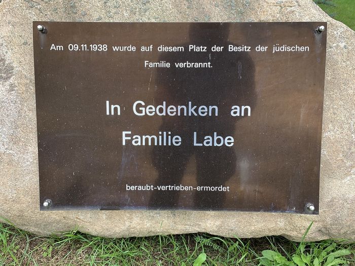 Gedenkstein für jüdische Familie Labe