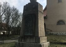 Bild zu Gefallenendenkmal Sommerfeld