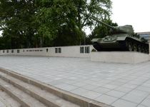 Bild zu Sowjetischer Ehrenfriedhof und Ehrenmal Burg