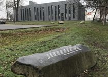 Bild zu Gedenkstein für Opfer des 2. Weltkrieges