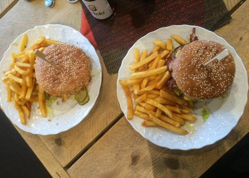 Burger des zweiten Besuches