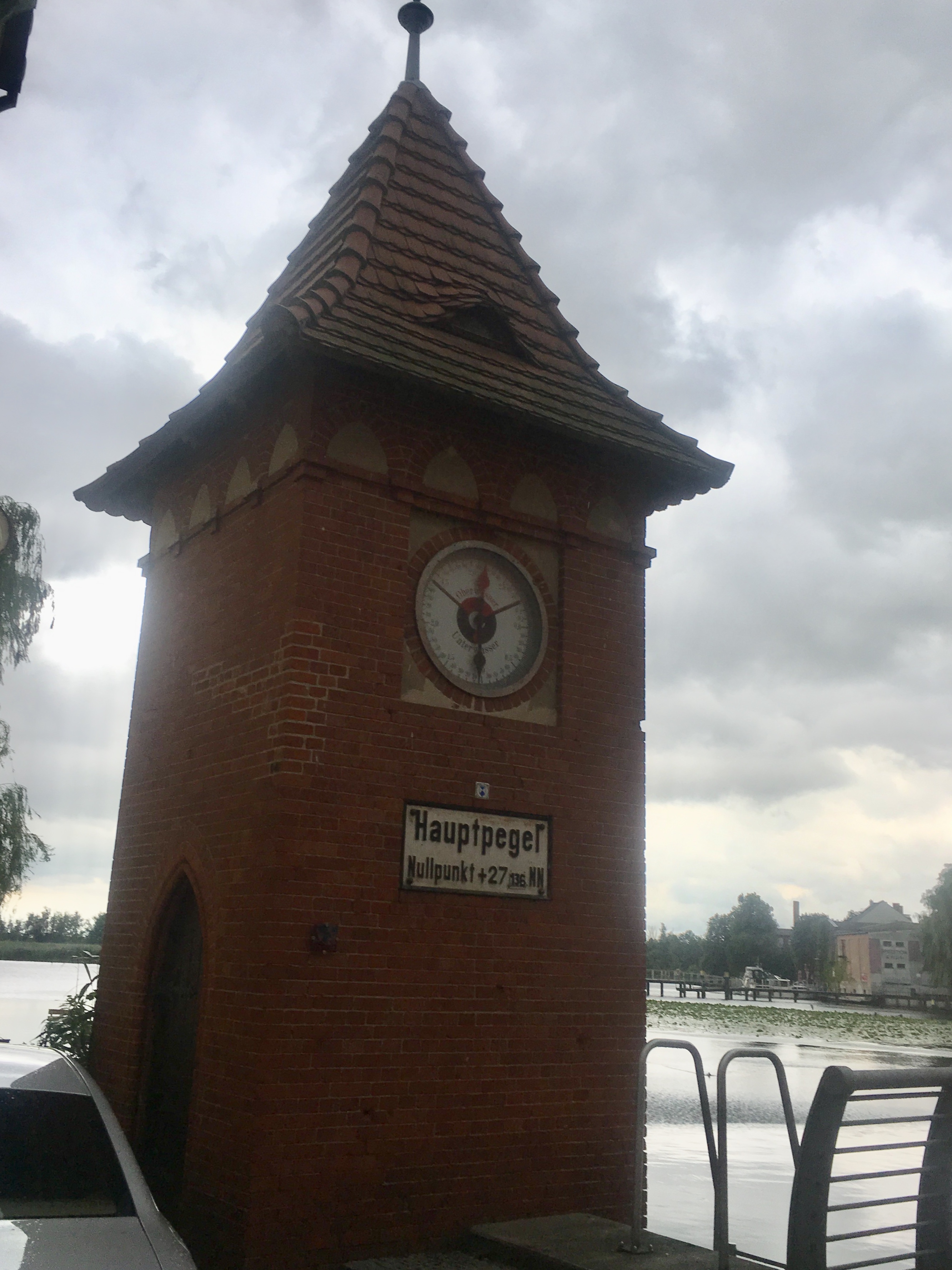 Bild 2 "Fisch am Mühlendamm" in Brandenburg an der Havel