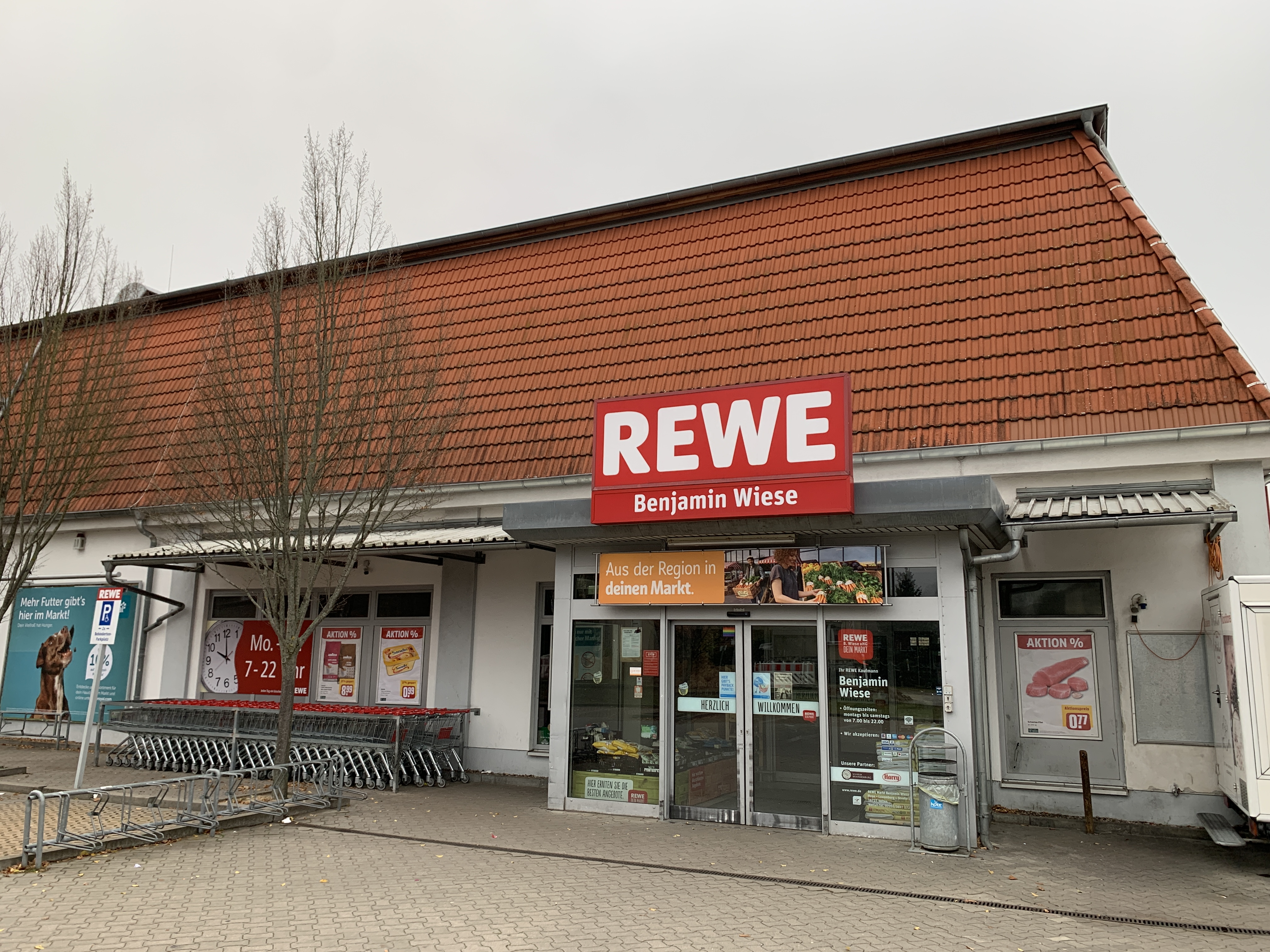 Bild 2 REWE in Velten