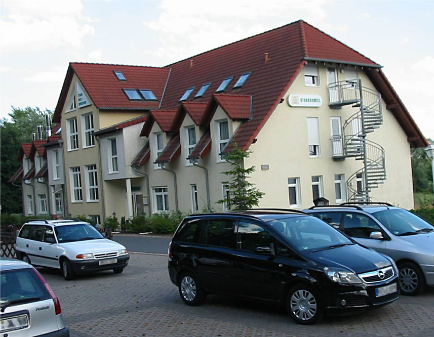Bild 1 Strandhotel Germendorf in Oranienburg
