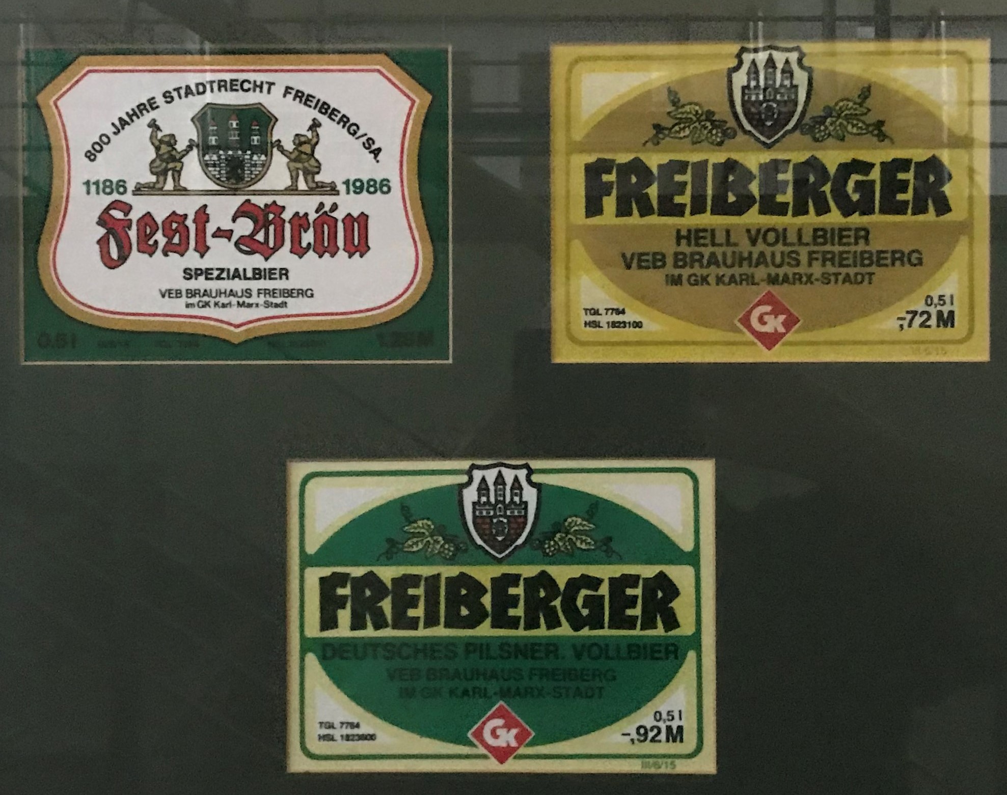 Freiberger Bier im Rahmen "an der Wand"