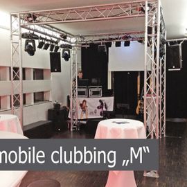 mobile Clubbing "M"
- dj booth deluxe
- trusscube 3,50 x 3,50 x 3,00m