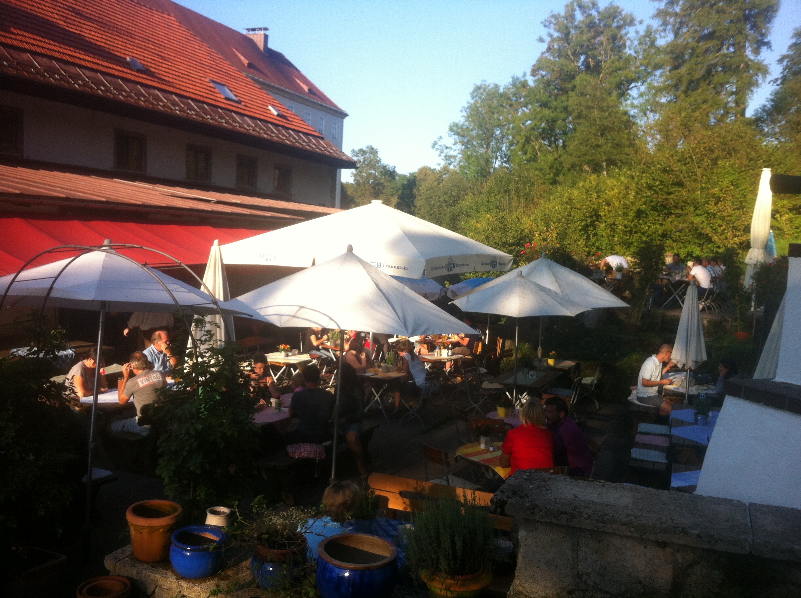 Gemütlicher Wirtsgarten