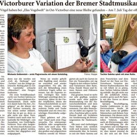 Zeitungsausschnitt mit Manuela Goldenstein und Tochter