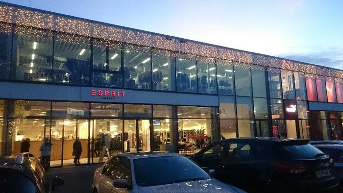Esprit Store 972 Outlet München Parsdorf