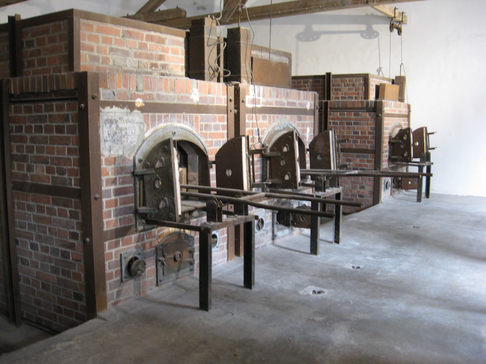 Bild 103 KZ-Gedenkstätte mit Museum in Dachau