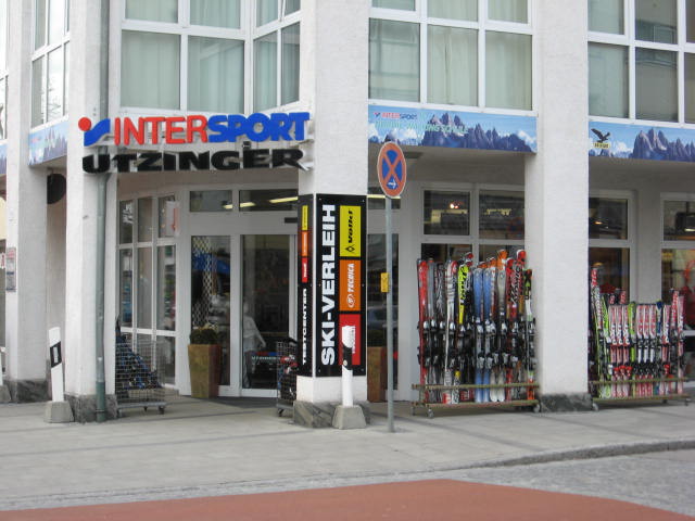 Bild 1 Utzinger Intersport in Geretsried
