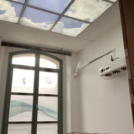 Wolkenzimmer mit Rotlichtbehandlung