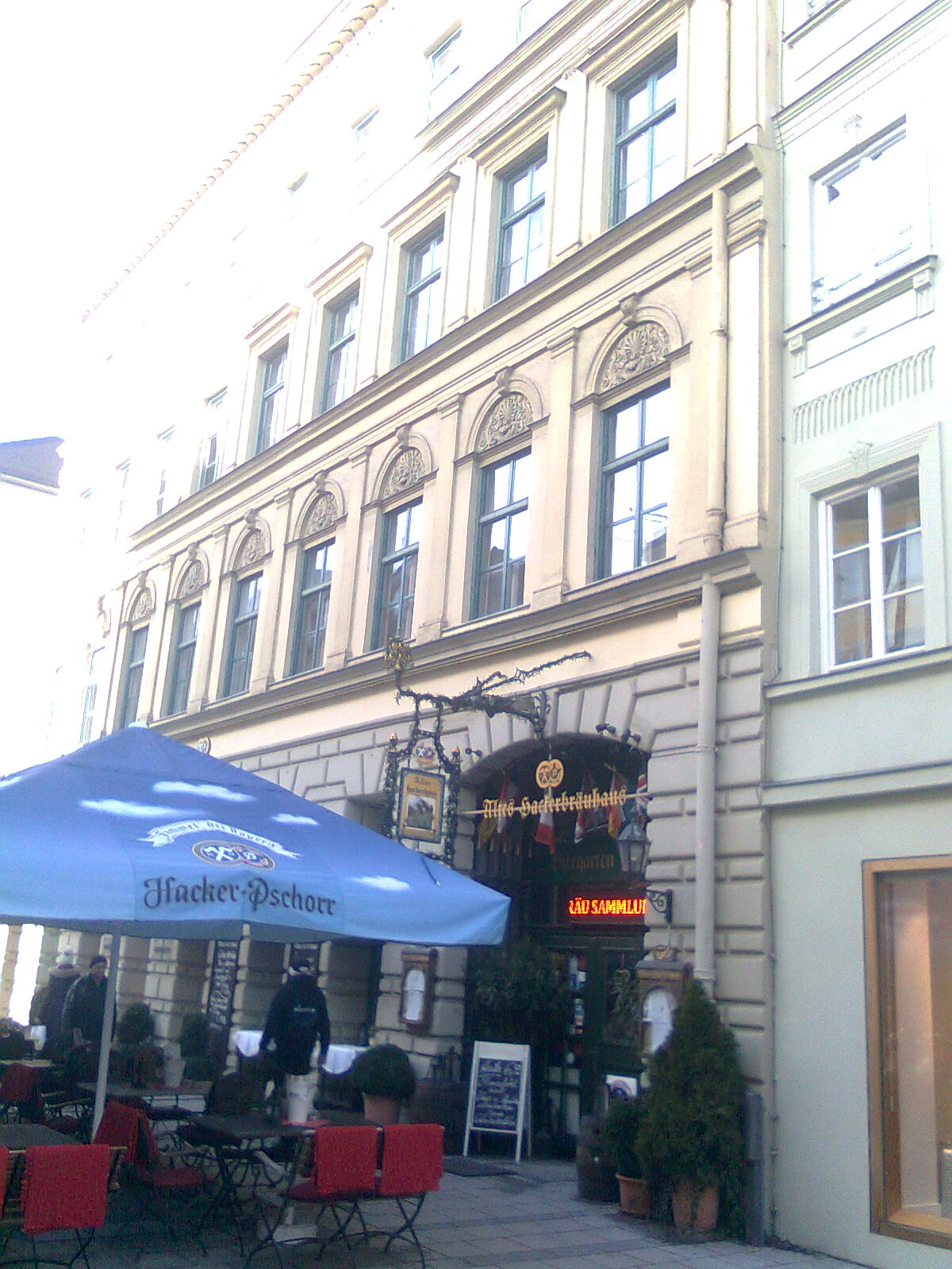 Bild 1 Altes Hackerhaus in München