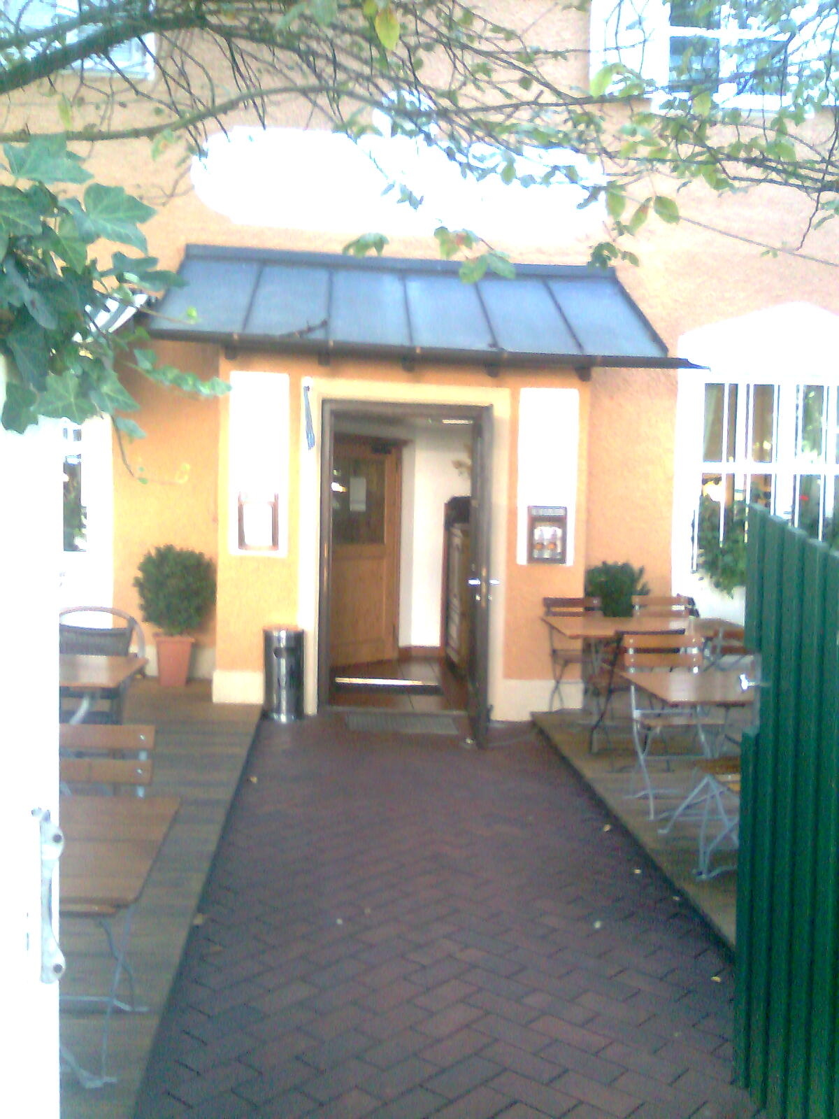 Bild 2 Gasthaus Gotthardgarten in München