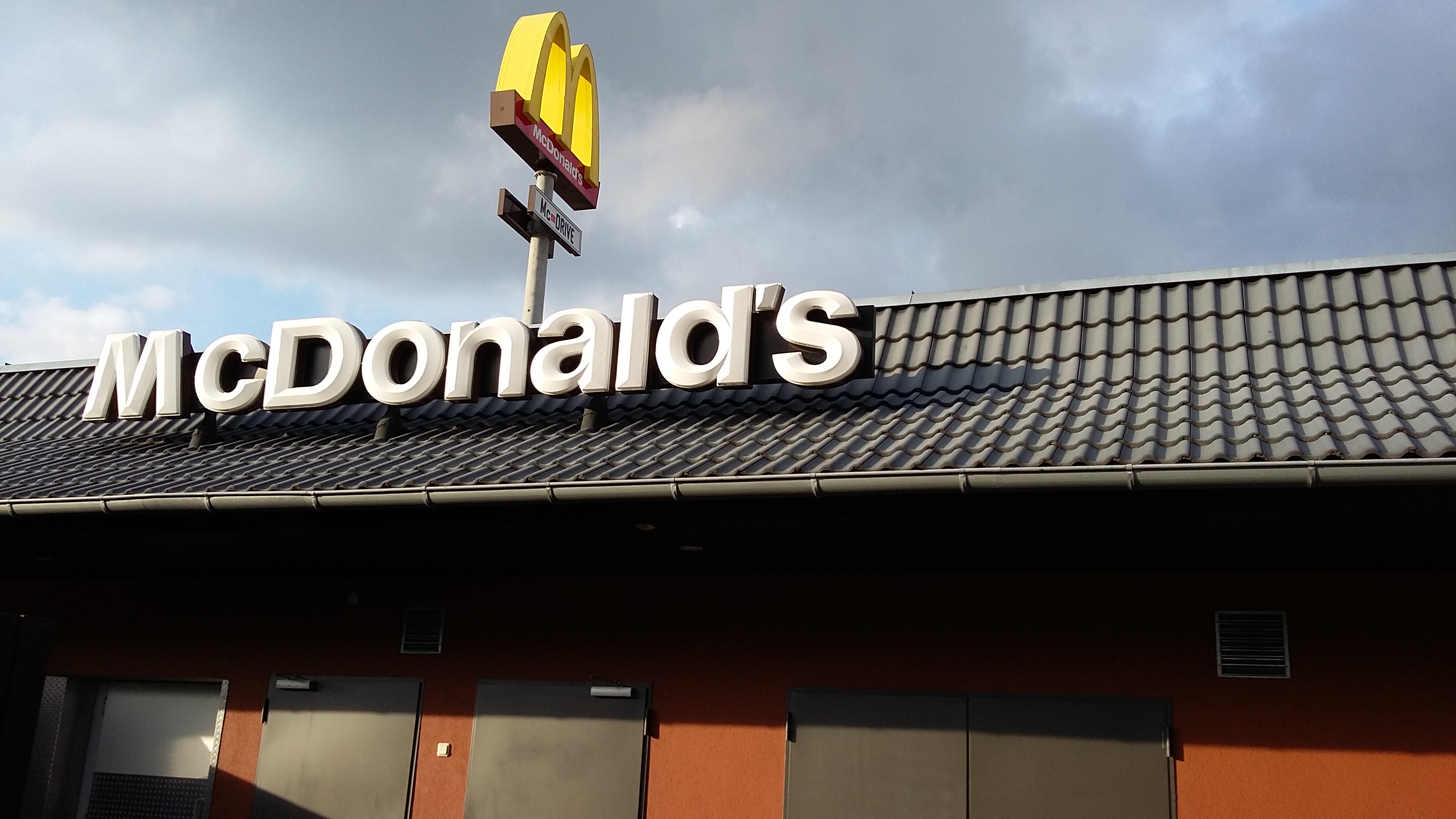 Bild 2 McDonald's Restaurant in Feucht